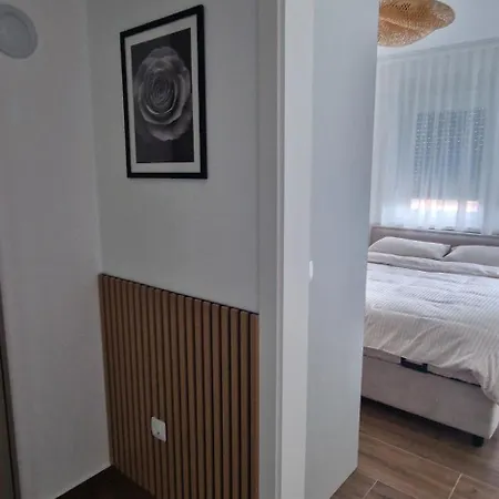 Stan Na Dan Aparté Brčko